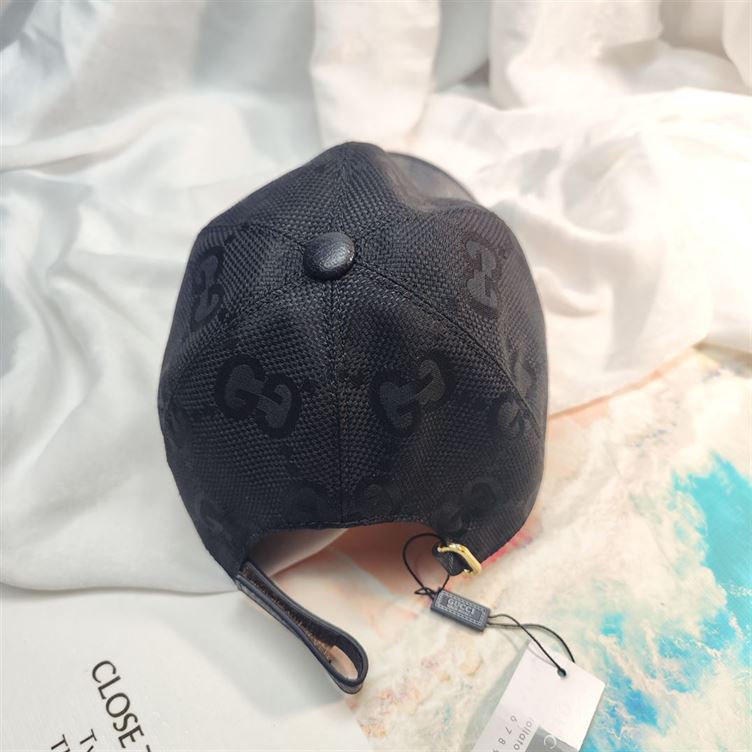 GUCCI BASEBALL HAT