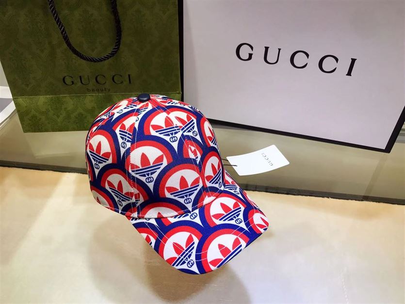 GUCCI BASEBALL HAT