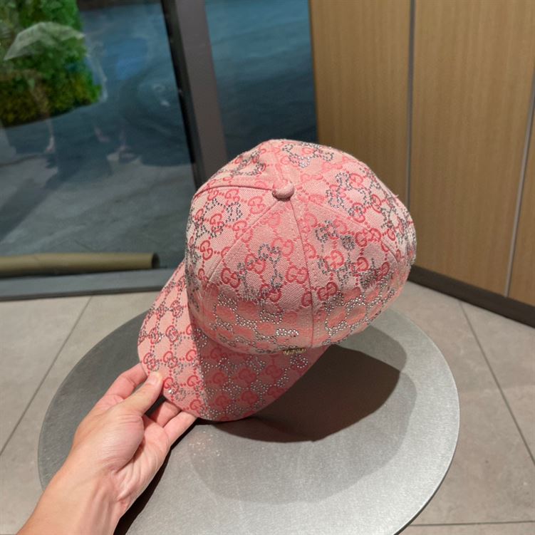 GUCCI BASEBALL HAT