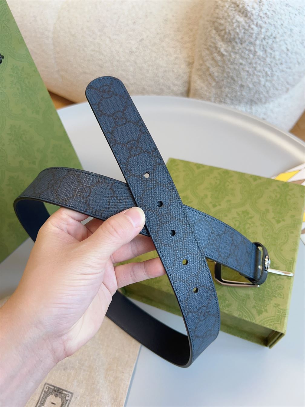 GUCCI BELT WITH INTERLOCKING G DETAIL - GB038