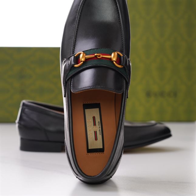 GUCCI BRIXTON WEB LOAFER IN LEATHER WITH HORSEBIT - GL013