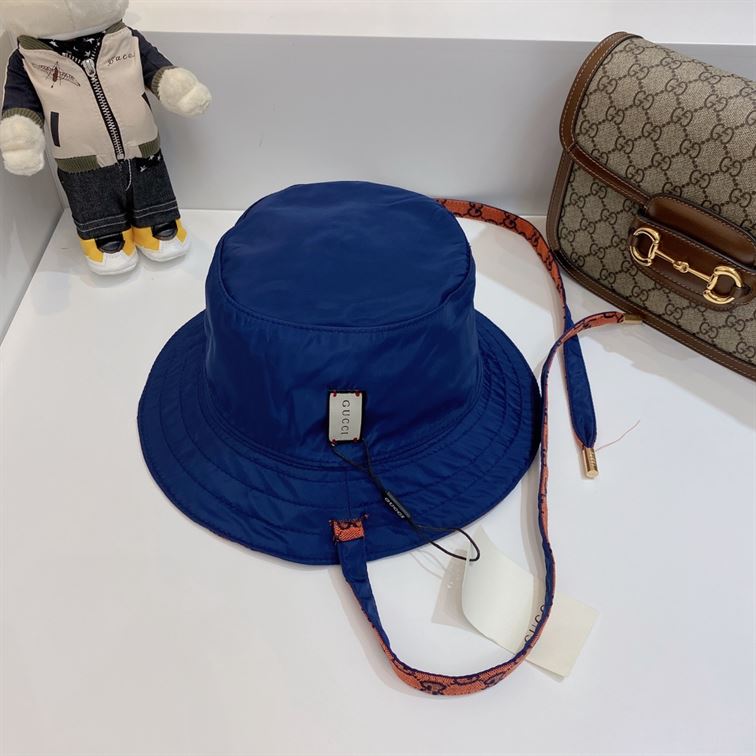 GUCCI BUCKET HAT