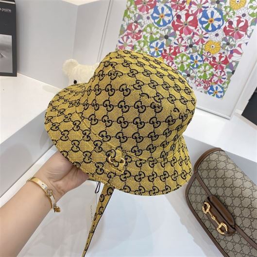GUCCI BUCKET HAT
