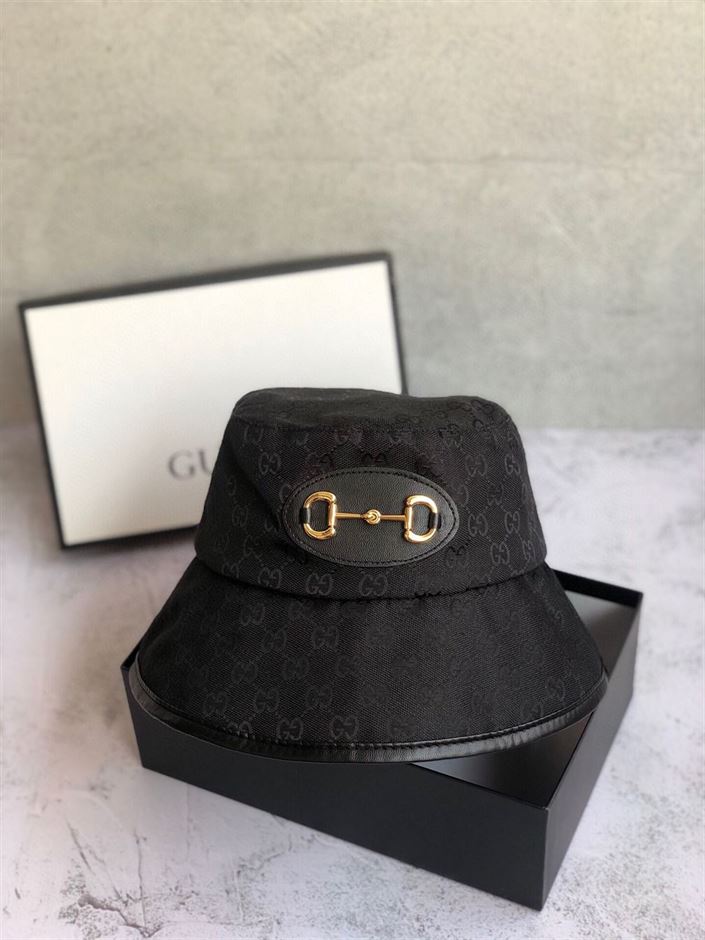 GUCCI BUCKET HAT