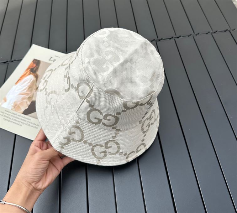 GUCCI BUCKET HAT