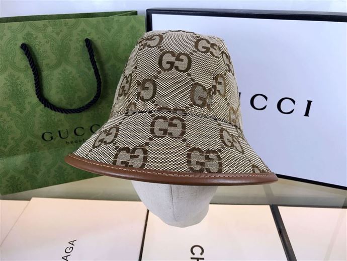 GUCCI BUCKET HAT