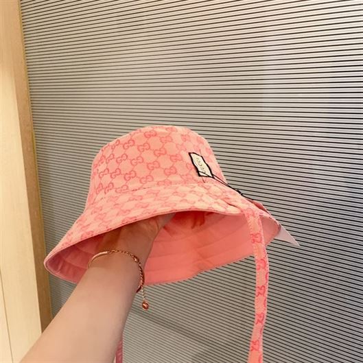 GUCCI BUCKET HAT