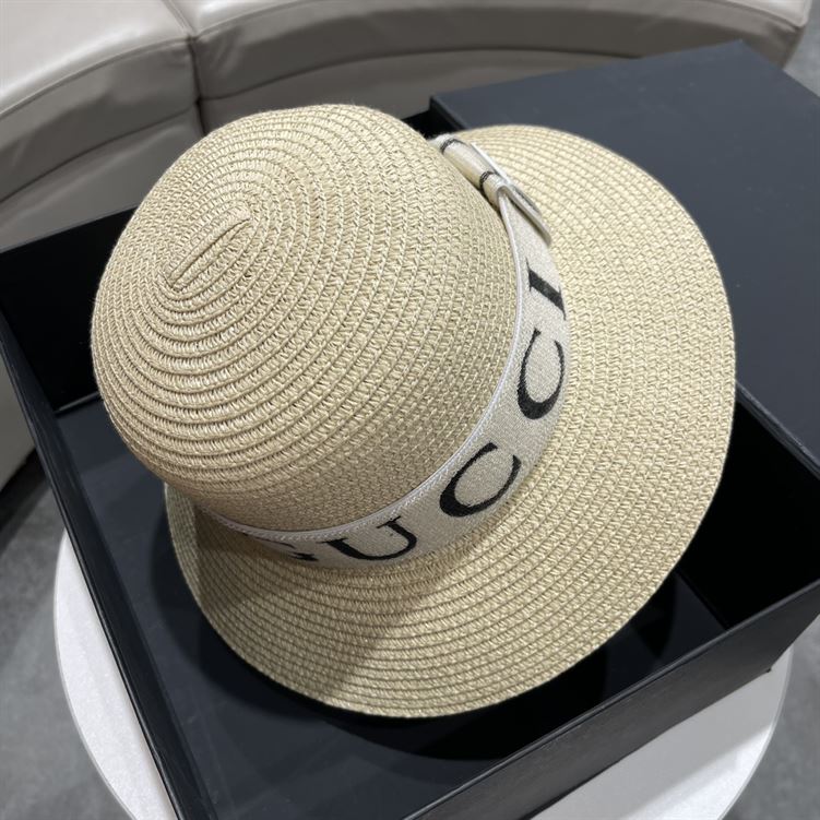 GUCCI BUCKET HAT