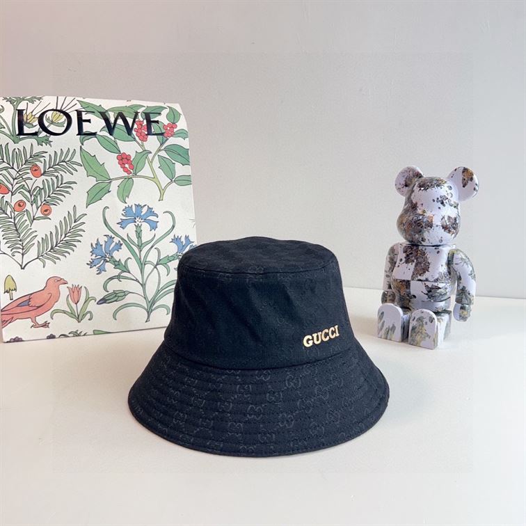 GUCCI BUCKET HAT