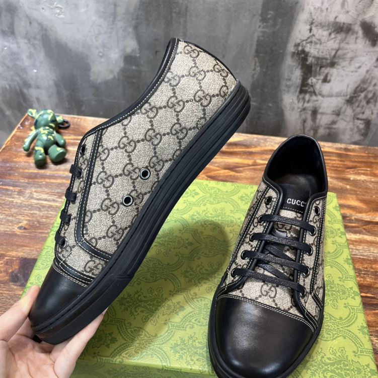 GUCCI CALIFORNIA GG PU FABRIC LOW-TOP SNEAKER - GCC054