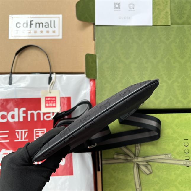 GUCCI CROSS BAG FABRIC MESSENGER BAG - BG050