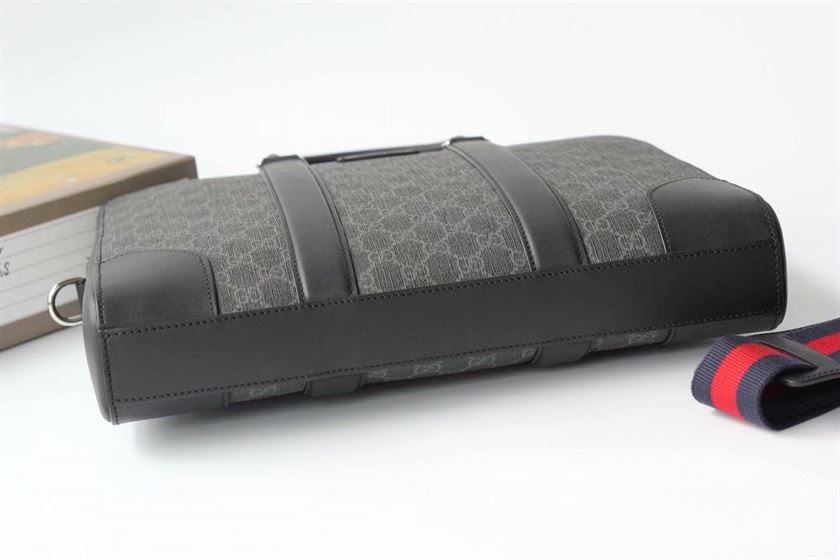 GUCCI GG BLACK BRIEFCASE - BG033