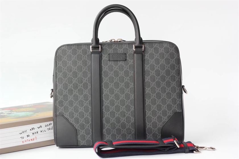 GUCCI GG BLACK BRIEFCASE - BG033