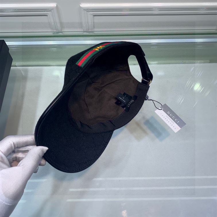 GUCCI GG CANVAS BASEBALL HAT