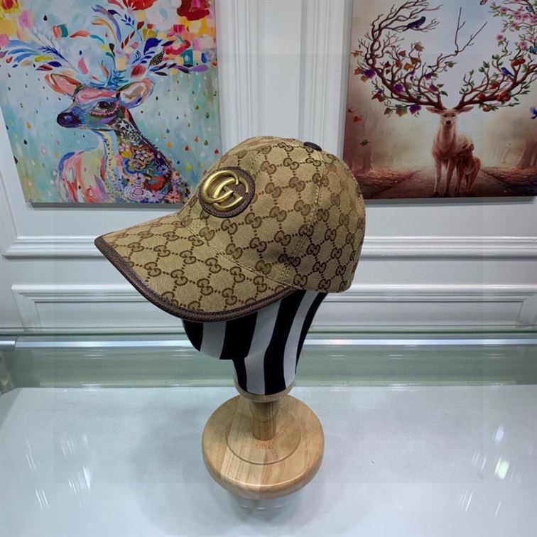 GUCCI GG CANVAS BASEBALL HAT