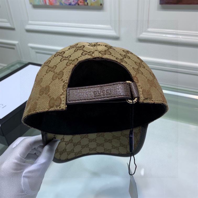 GUCCI GG CANVAS BASEBALL HAT