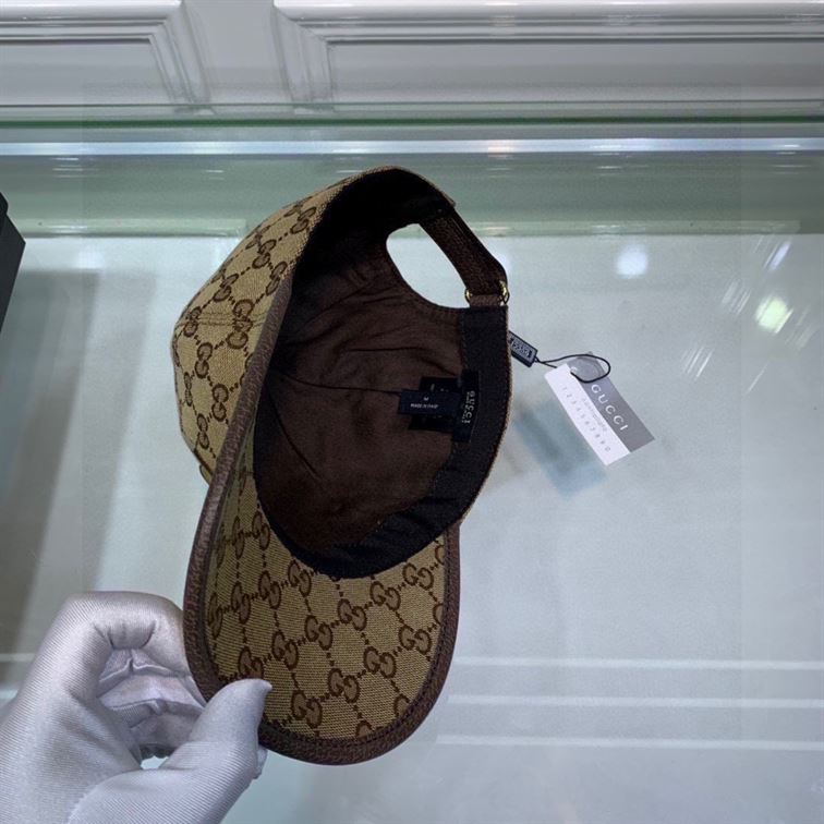 GUCCI GG CANVAS BASEBALL HAT