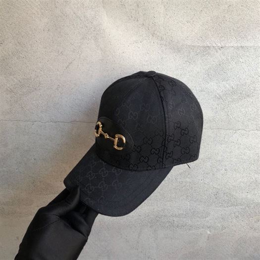 GUCCI GG CANVAS BASEBALL HAT