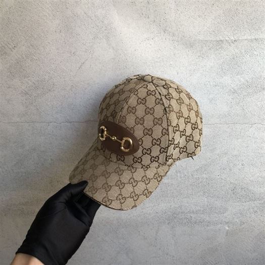 GUCCI GG CANVAS BASEBALL HAT