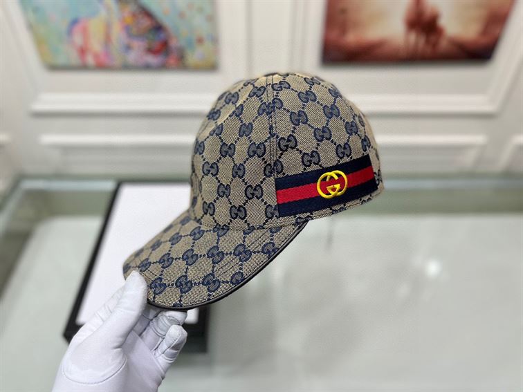 GUCCI GG CANVAS BASEBALL HAT