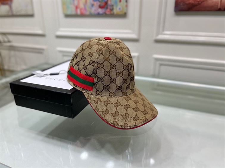 GUCCI GG CANVAS BASEBALL HAT