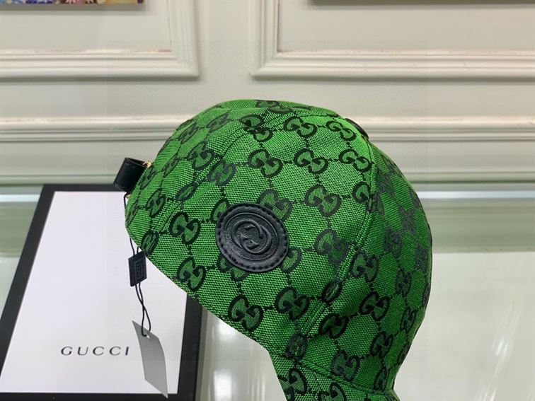 GUCCI GG CANVAS BASEBALL HAT