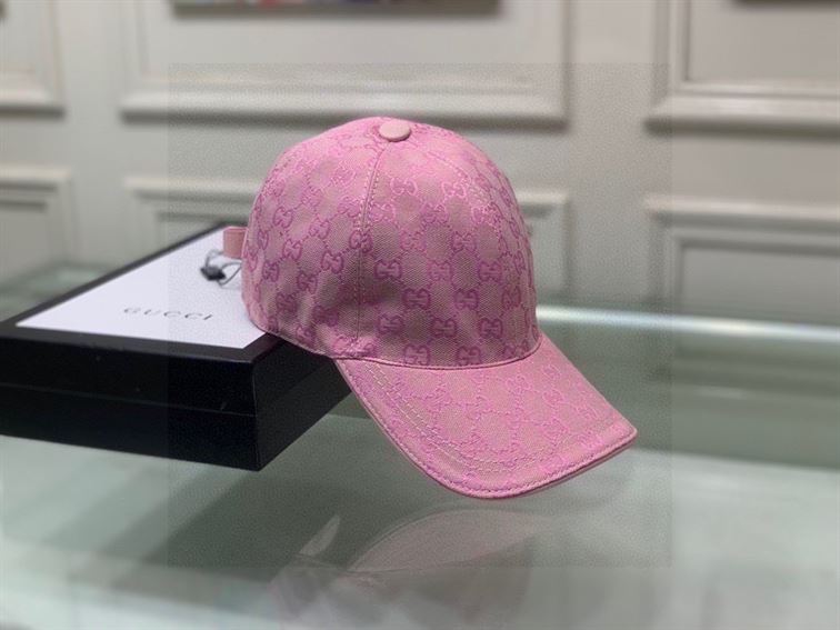 GUCCI GG CANVAS BASEBALL HAT