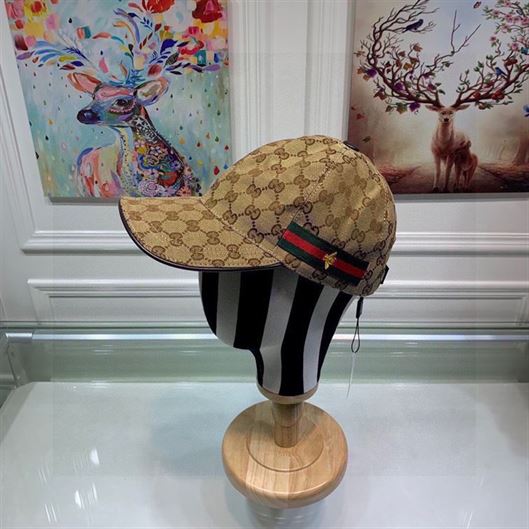 GUCCI GG CANVAS BASEBALL HAT
