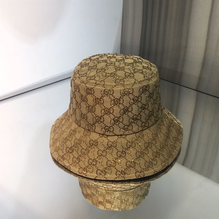 GUCCI GG CANVAS BUCKET HAT