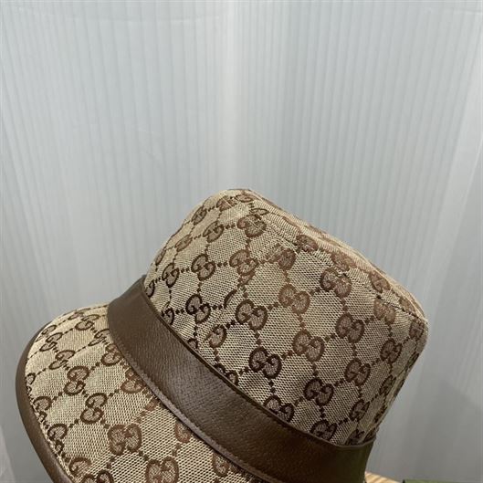 GUCCI GG CANVAS BUCKET HAT