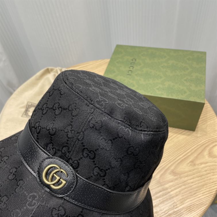 GUCCI GG CANVAS BUCKET HAT