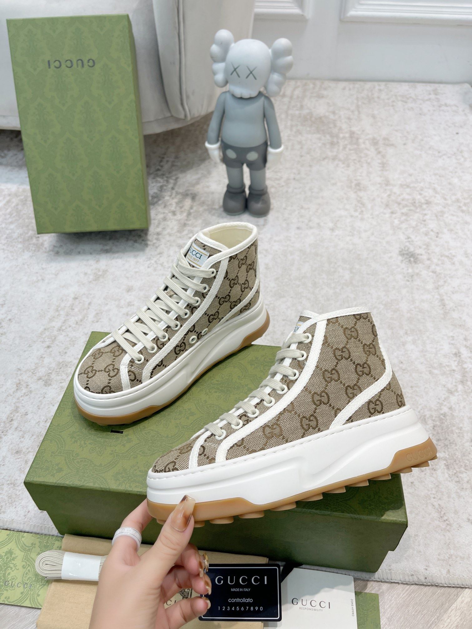 GUCCI GG HIGH TOP TRAINER - GCC151