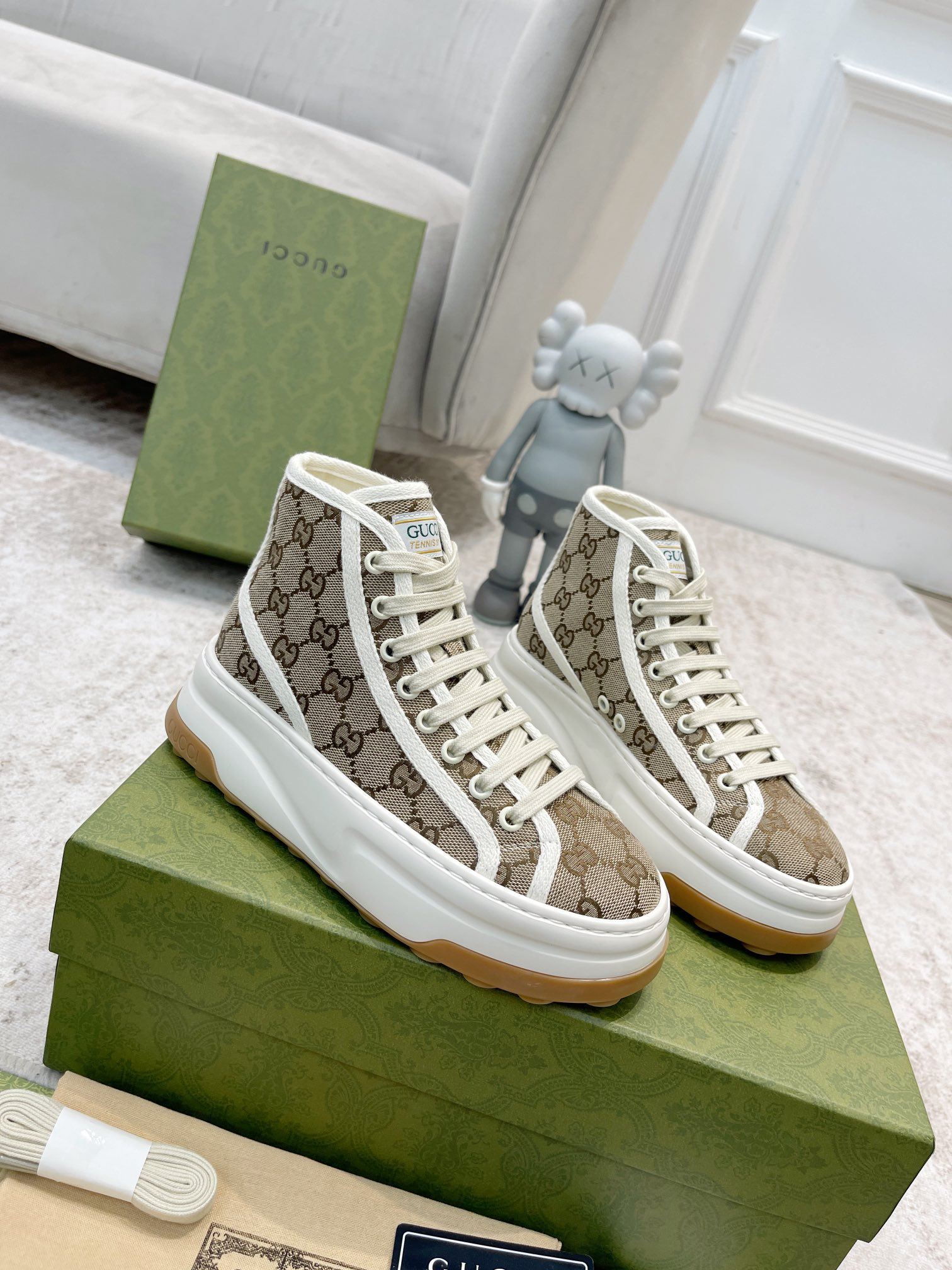 GUCCI GG HIGH TOP TRAINER - GCC151