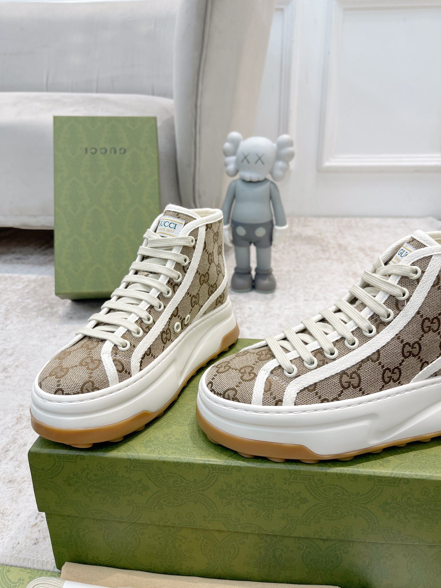 GUCCI GG HIGH TOP TRAINER - GCC151