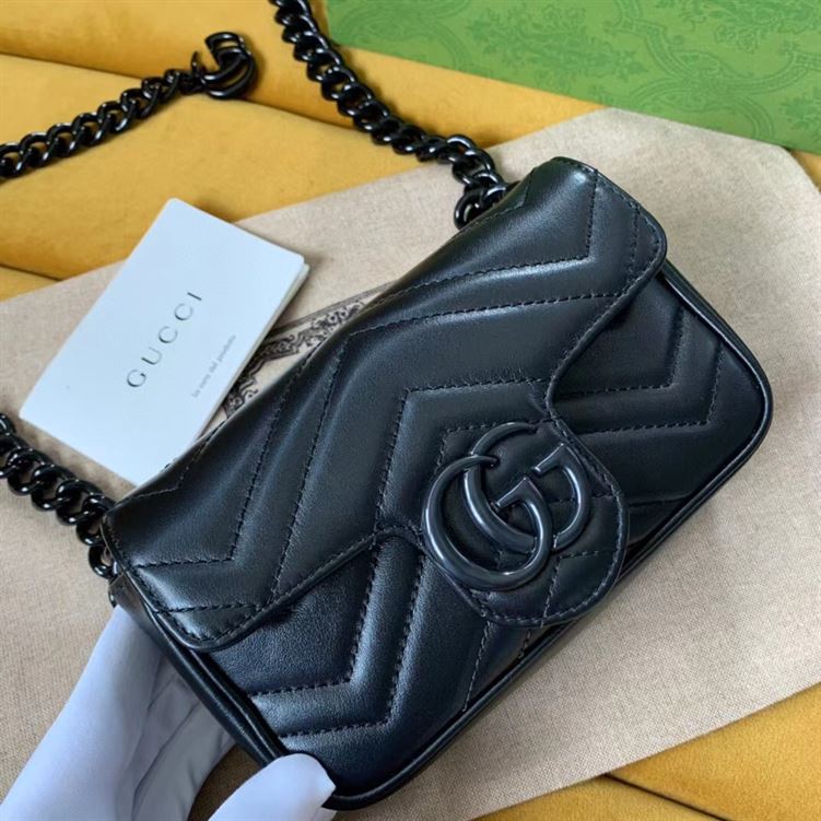 GUCCI GG MARMONT BELT BAG IN BLACK LEATHER