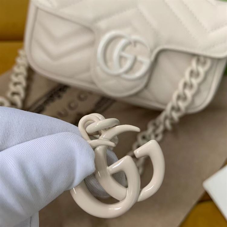 GUCCI GG MARMONT BELT BAG IN WHITE LEATHER