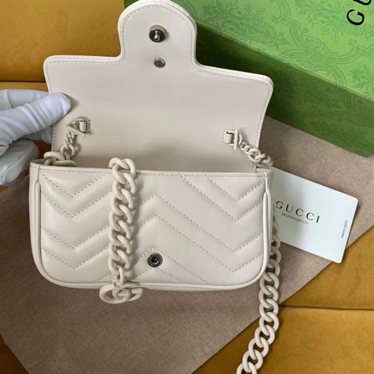 GUCCI GG MARMONT BELT BAG IN WHITE LEATHER