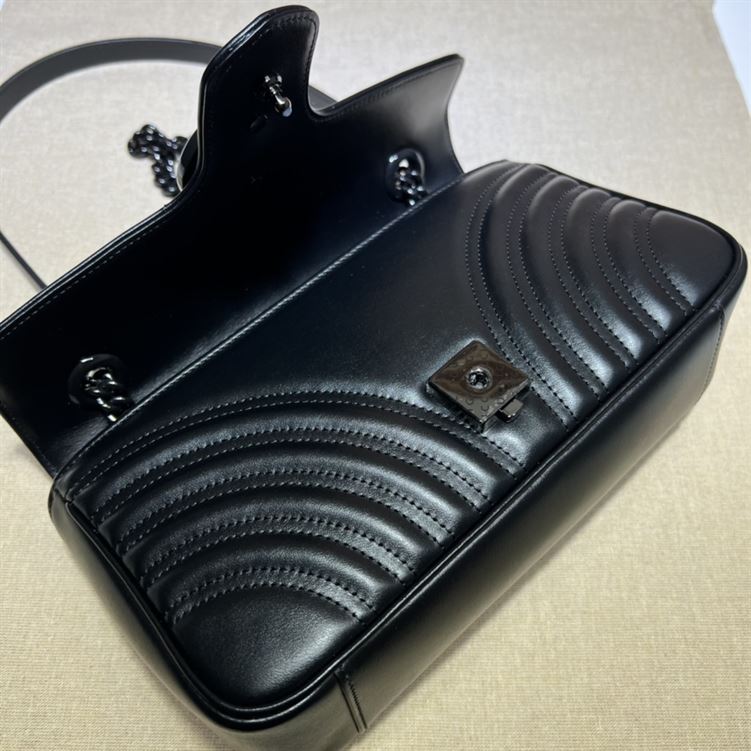 GUCCI GG MARMONT SMALL SHOULDER BAG IN BLACK LEATHER
