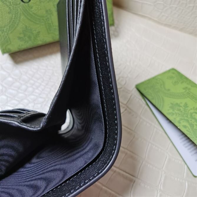 GUCCI GG SUPREME WEB WALLET
