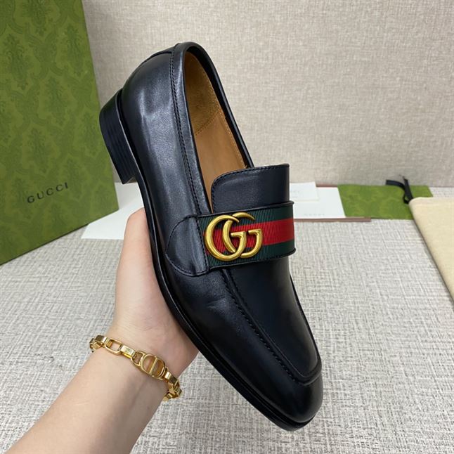 GUCCI GG WEB BLACK LEATHER LOAFER - GL051