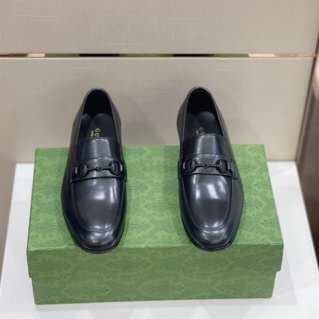 GUCCI HORSEBIT LEATHER LOAFER - GL050
