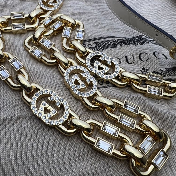 GUCCI JACKIE 1961 MINI SHOULDER BAG WITH WHITE