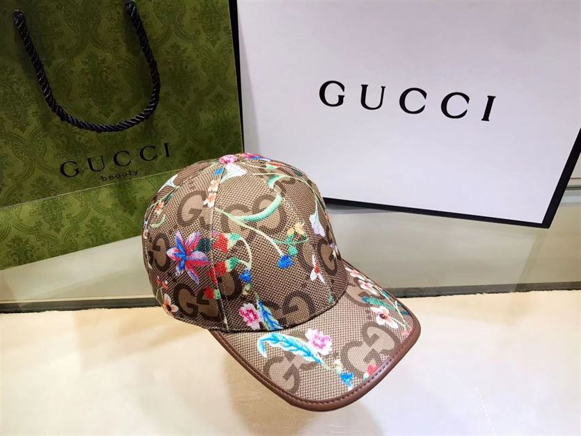 GUCCI JUMBO GG HAT
