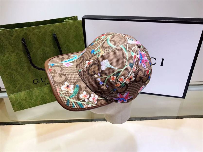 GUCCI JUMBO GG HAT