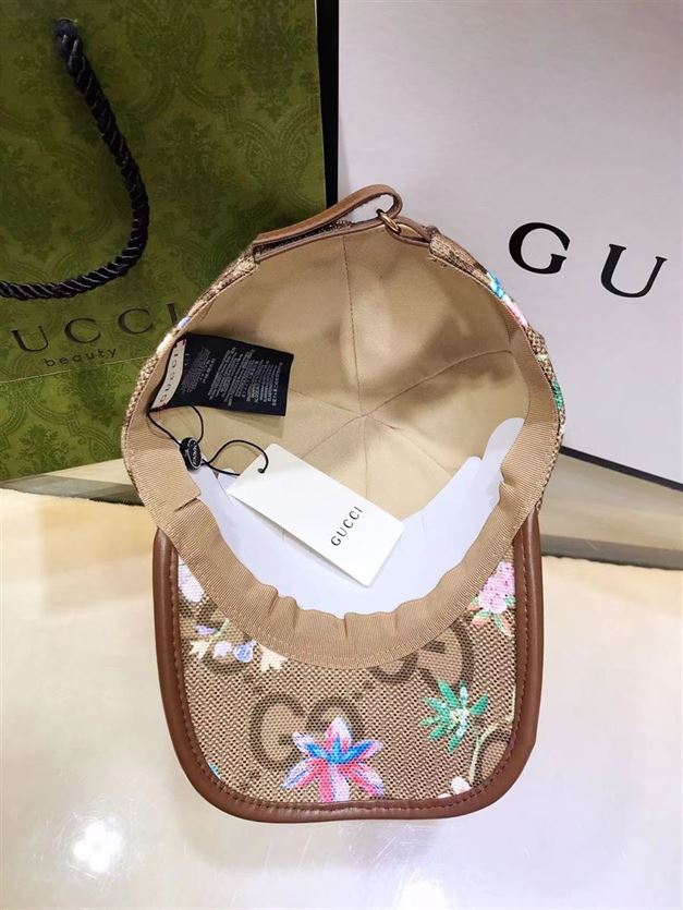 GUCCI JUMBO GG HAT