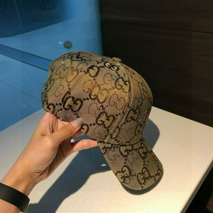 GUCCI JUMBO GG HAT