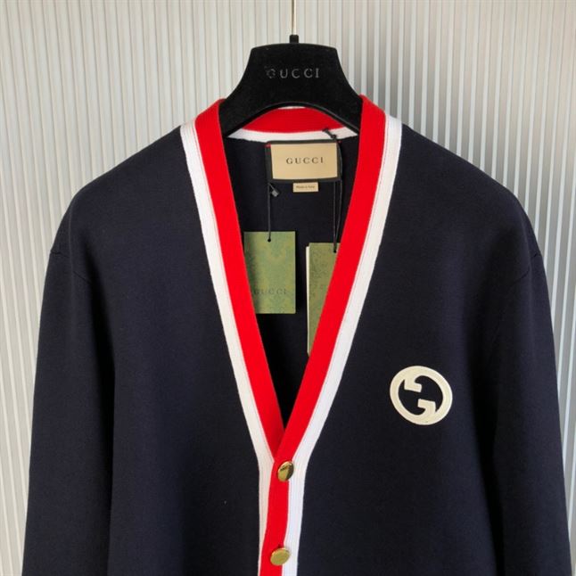 GUCCI KNIT WOOL CARDIGAN WITH PATCH - GCK033