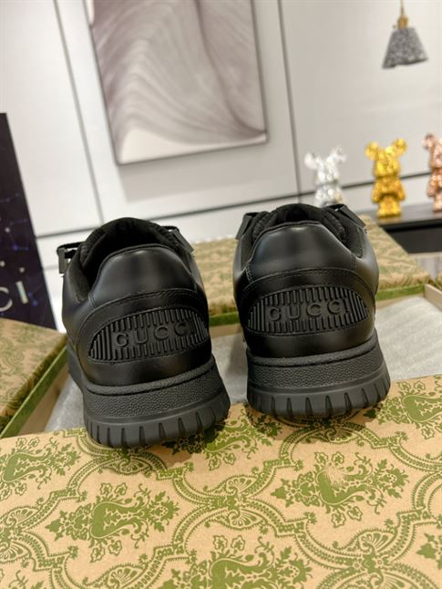 GUCCI LOW-TOP SNEAKER - GCC132