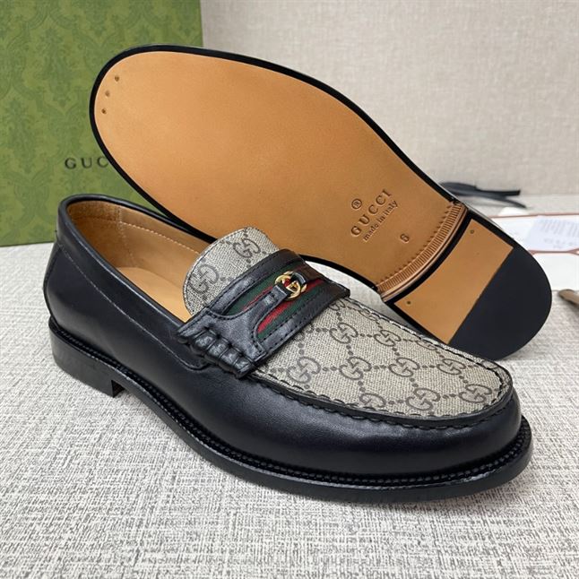 GUCCI MEN'S LOAFER WITH INTERLOCKING G - GL004