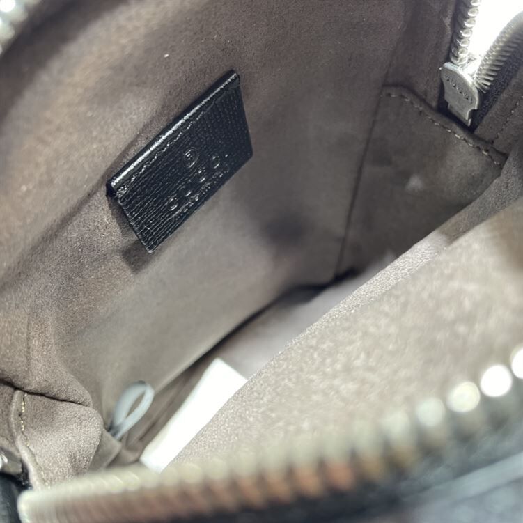 GUCCI MINI BAG WITH INTERLOCKING G - BG032